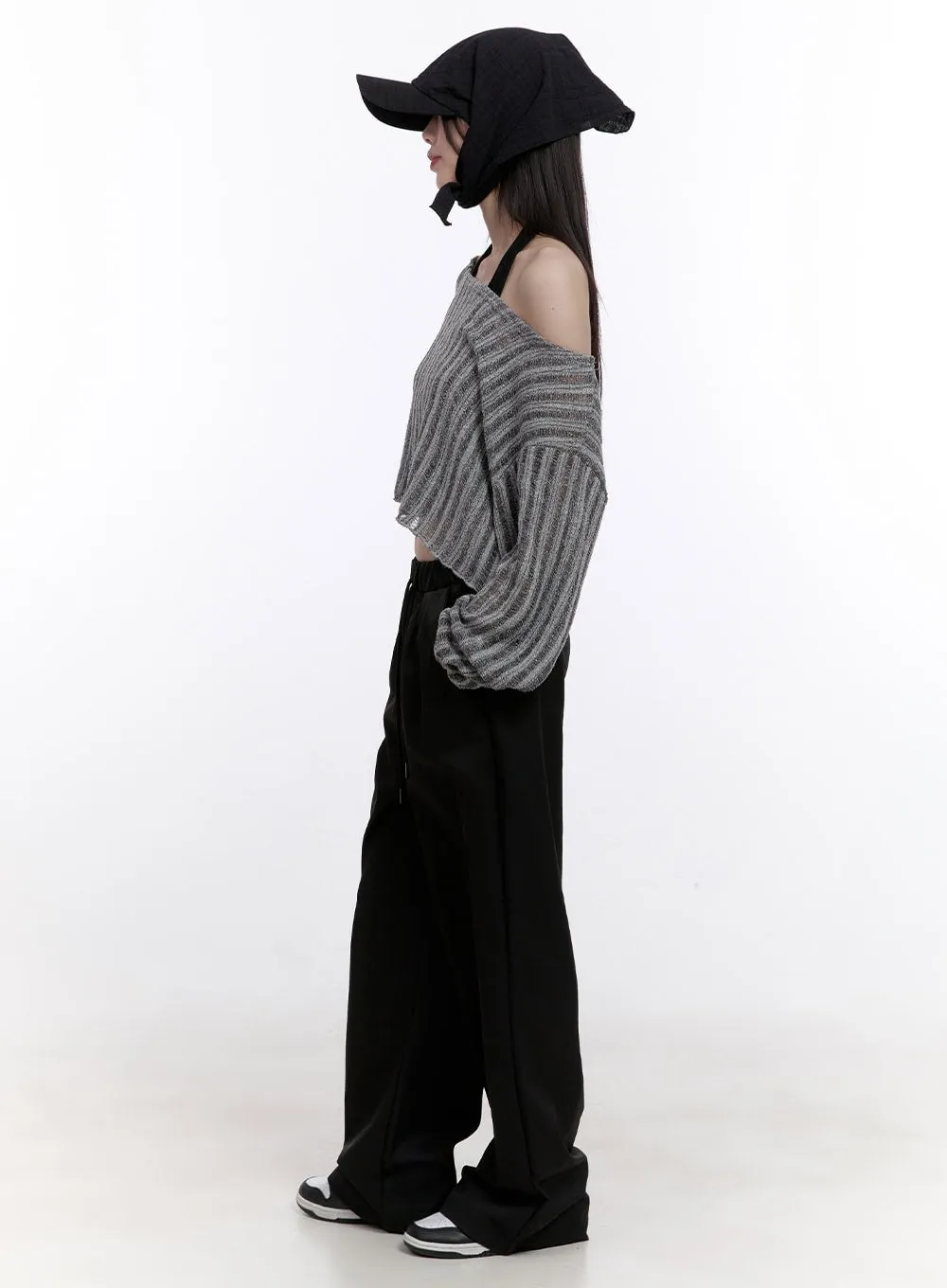 Essential Wide-Fit Sweatpants CF511