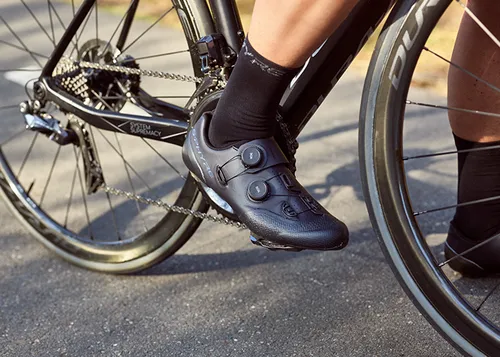 SM-SH12 ROAD CLEATS